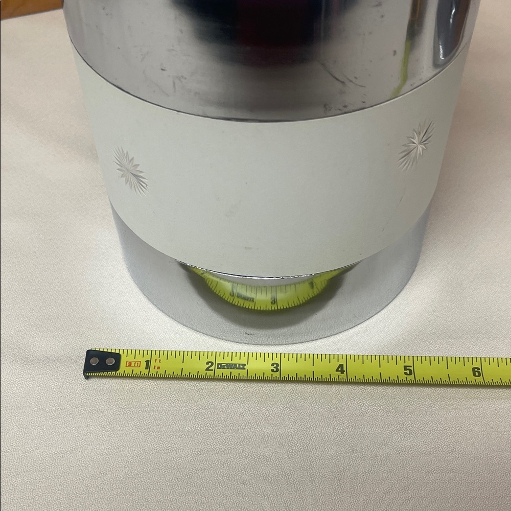 Mid Century Modern, Vintage Silver and White Ice Bucket - Picture 16 of 16